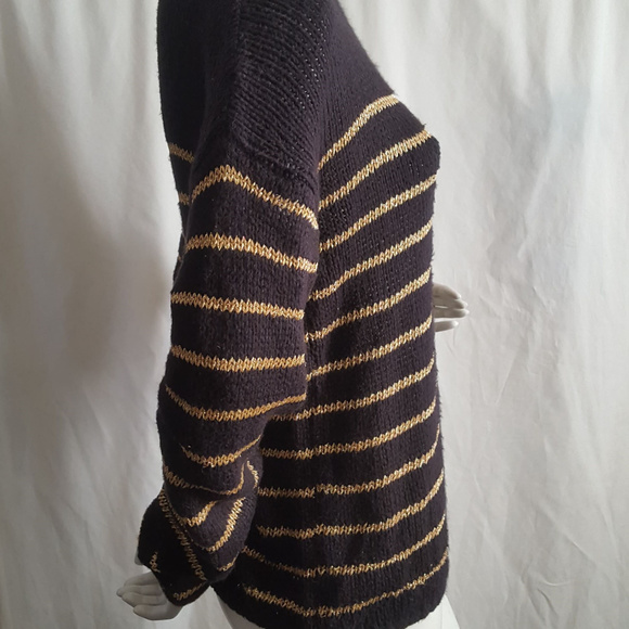 SOLD! ALC Black Gold Metallic Sweater Size XS - Picture 2 of 3